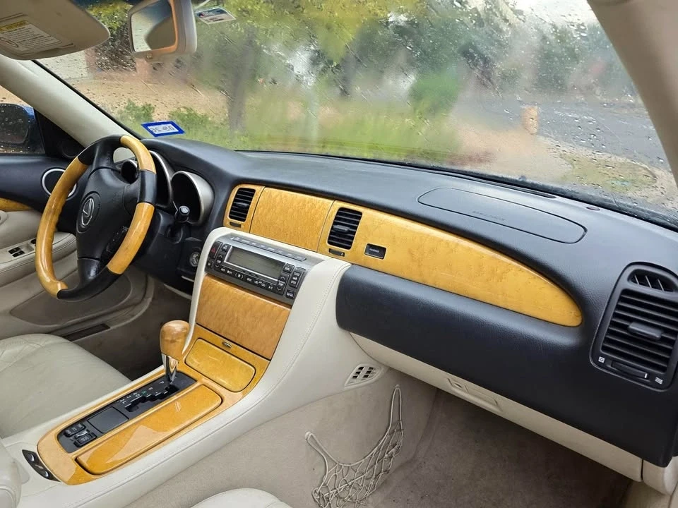 2004 Lexus SC430 - Image 5 of 7