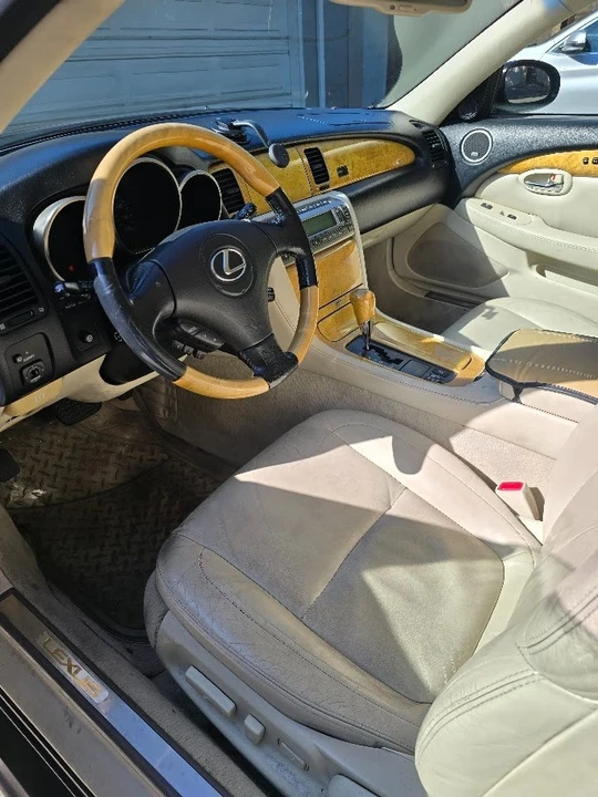 2004 Lexus SC430 - Image 8 of 9