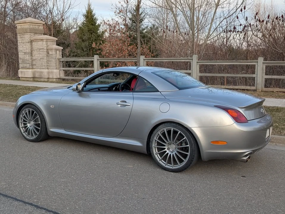 2004 Lexus SC430 - Image 2 of 3