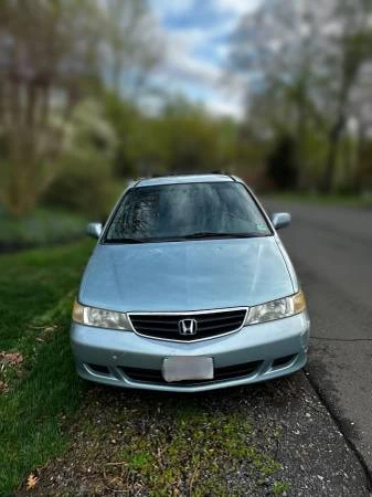2004 Honda Odyssey - Image 2 of 9
