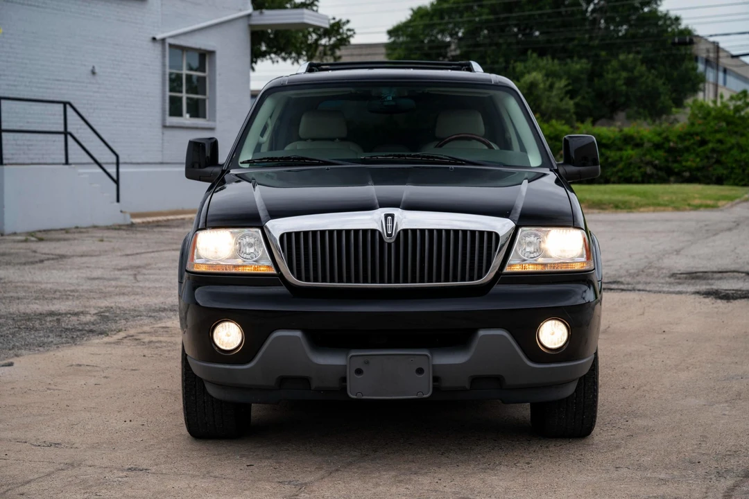 2004 Lincoln Aviator 1st Gen - Image 5 of 31