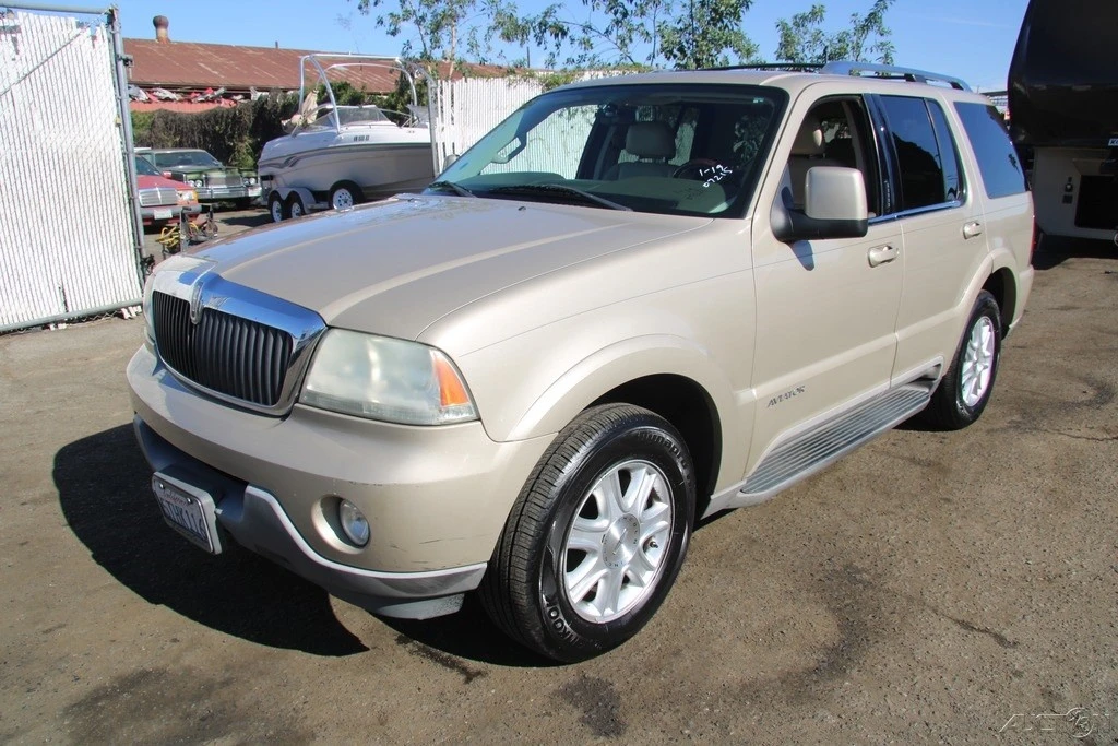 2004 Lincoln Aviator 1st Gen - Image 2 of 21