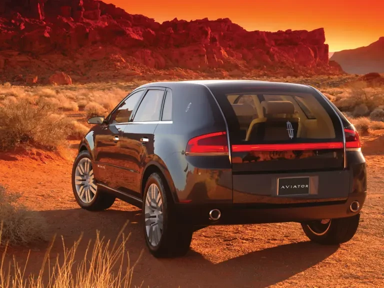 2004 Lincoln Aviator 1st Gen - Image 3 of 16