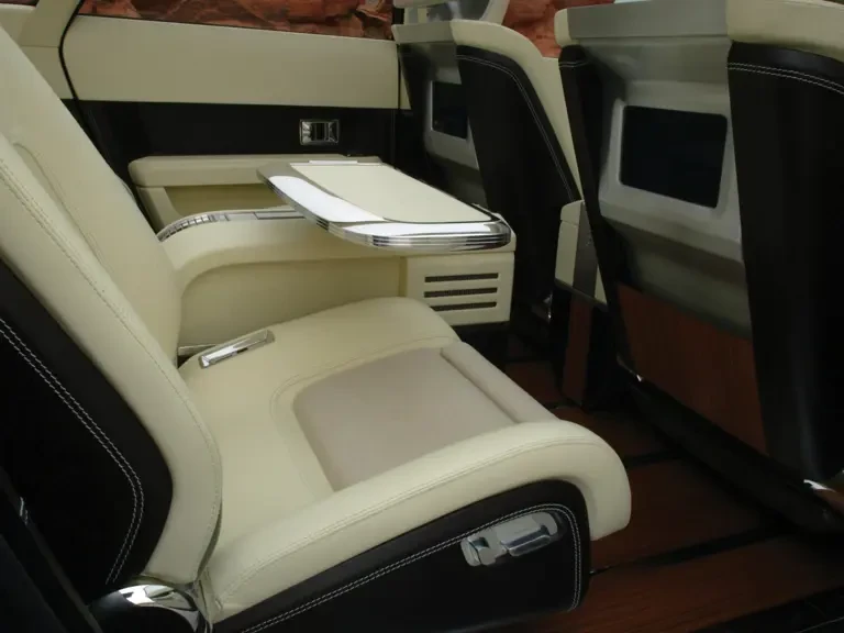 2004 Lincoln Aviator 1st Gen - Image 6 of 16