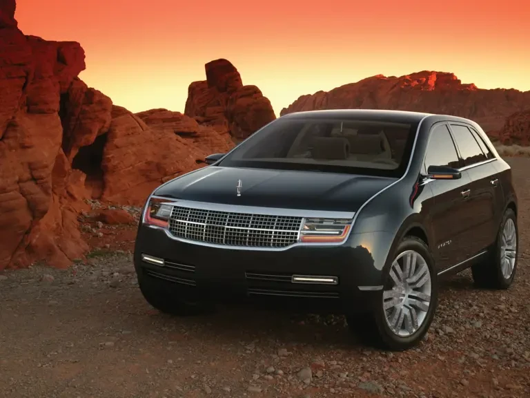 2004 Lincoln Aviator 1st Gen - Image 2 of 16