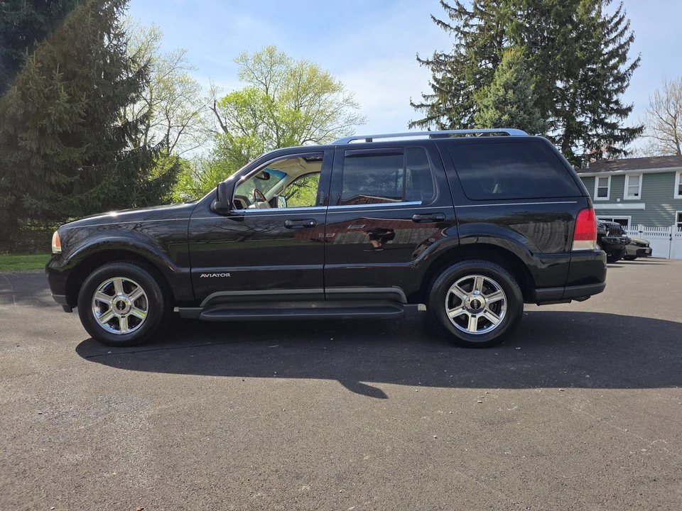 2004 Lincoln Aviator 1st Gen - Image 13 of 31