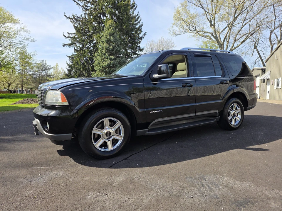 2004 Lincoln Aviator 1st Gen - Image 11 of 31