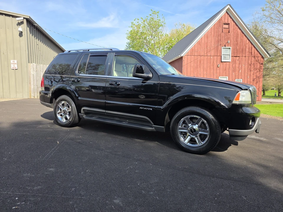 2004 Lincoln Aviator 1st Gen - Image 2 of 31