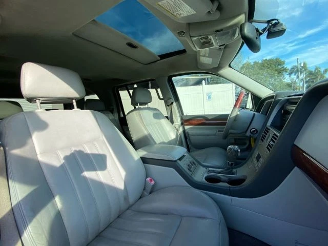 2004 Lincoln Aviator 1st Gen - Image 17 of 17