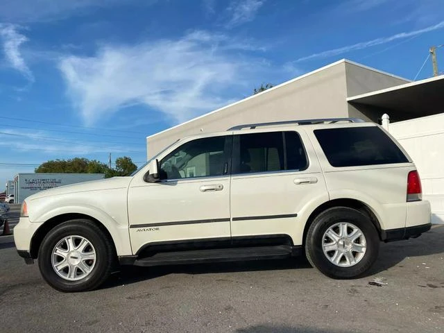 2004 Lincoln Aviator 1st Gen - Image 2 of 12