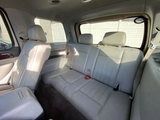 2004 Lincoln Aviator 1st Gen - Image 12 of 17