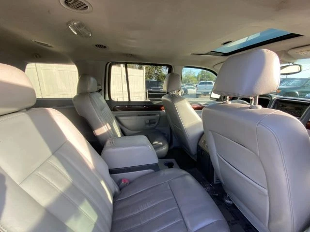 2004 Lincoln Aviator 1st Gen - Image 15 of 17