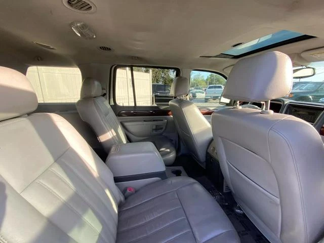 2004 Lincoln Aviator 1st Gen - Image 15 of 17