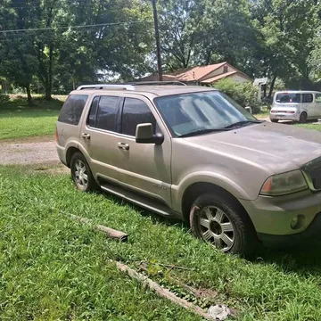 2004 Lincoln Aviator