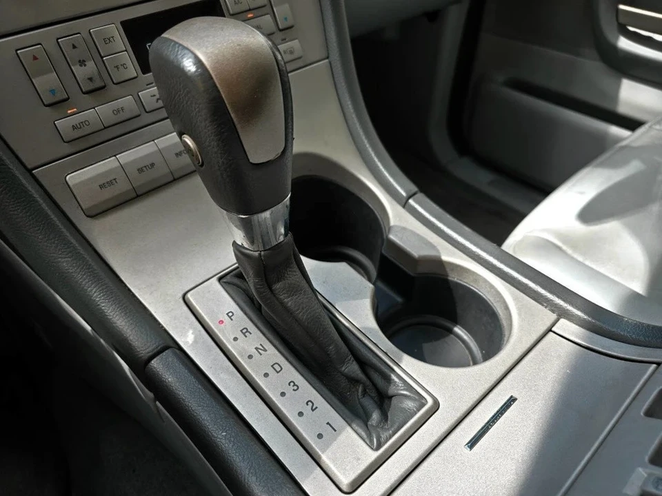2004 Lincoln Aviator 1st Gen - Image 16 of 21