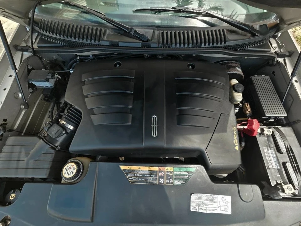 2004 Lincoln Aviator 1st Gen - Image 9 of 21