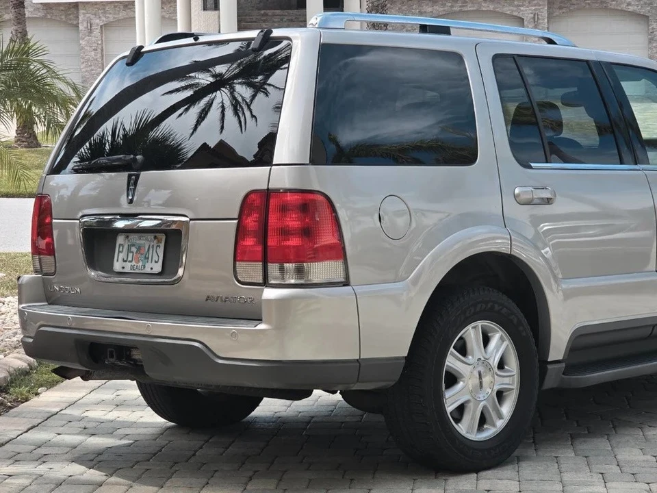2004 Lincoln Aviator 1st Gen - Image 7 of 21