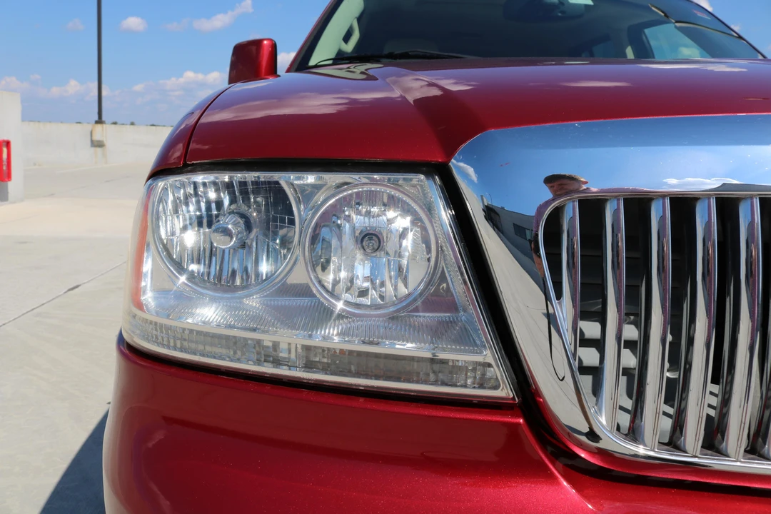 2004 Lincoln Aviator 1st Gen - Image 19 of 21