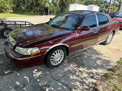 2004 Lincoln Continental Executive Sedan 4D