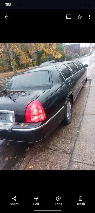 2004 Lincoln Continental - Image 2 of 8