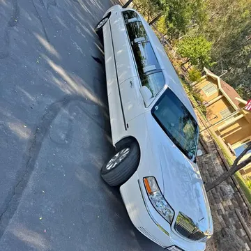 2004 Lincoln Continental