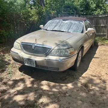 2004 Lincoln Continental Signature