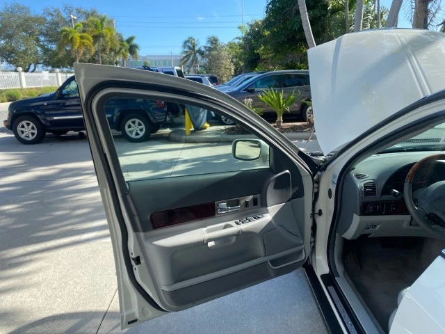 2004 Lincoln LS - Image 10 of 21