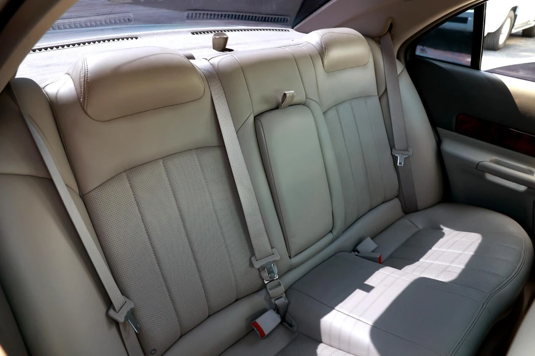 2004 Lincoln LS - Image 14 of 21