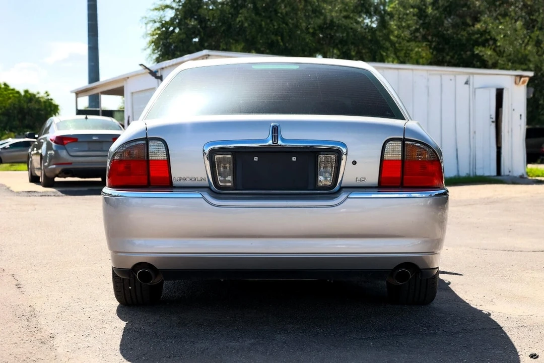 2004 Lincoln LS - Image 7 of 12