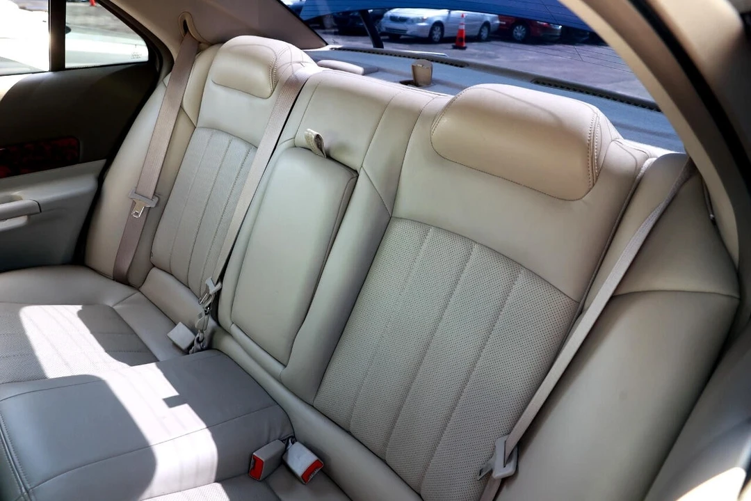 2004 Lincoln LS - Image 8 of 12