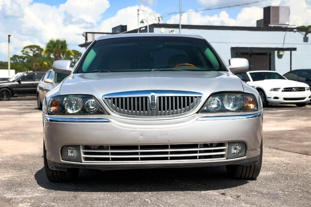 2004 Lincoln LS - Image 17 of 21