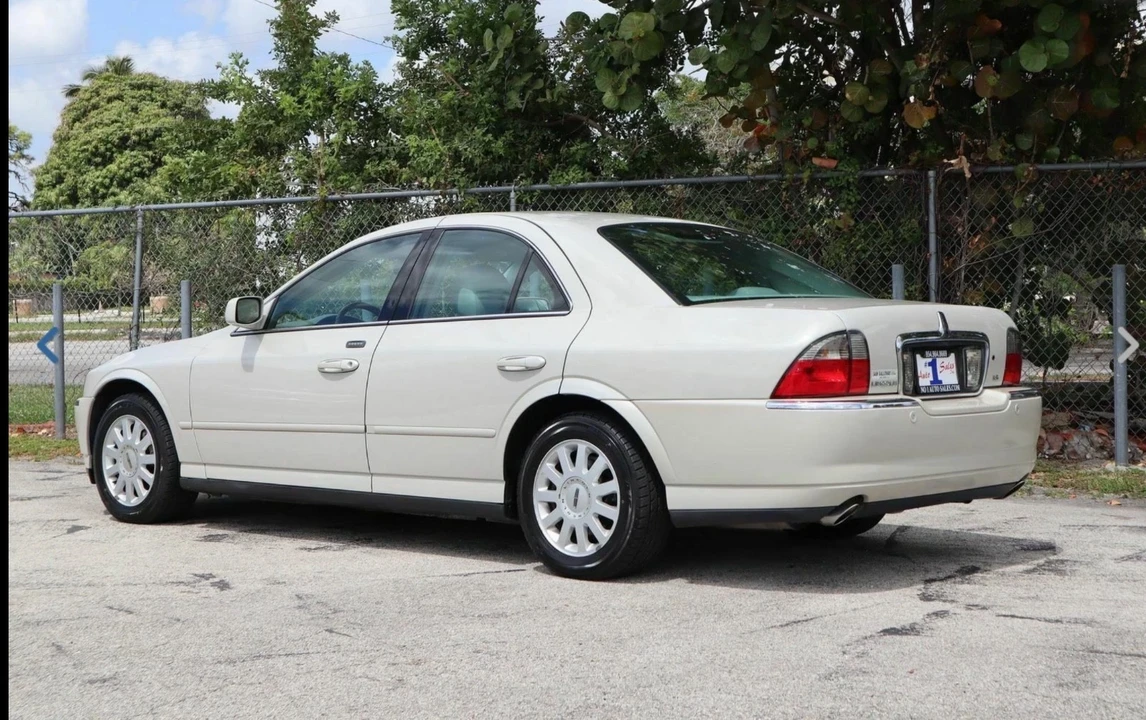 2004 Lincoln LS - Image 4 of 15