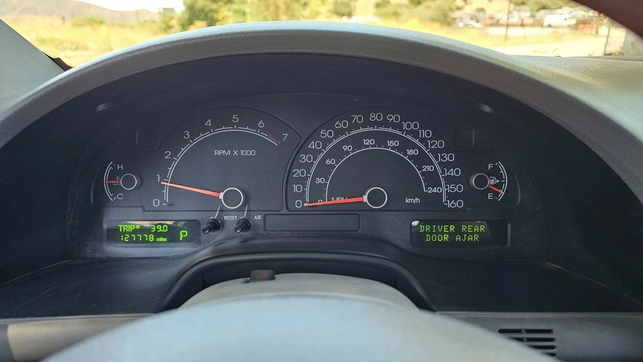 2004 Lincoln LS - Image 14 of 21