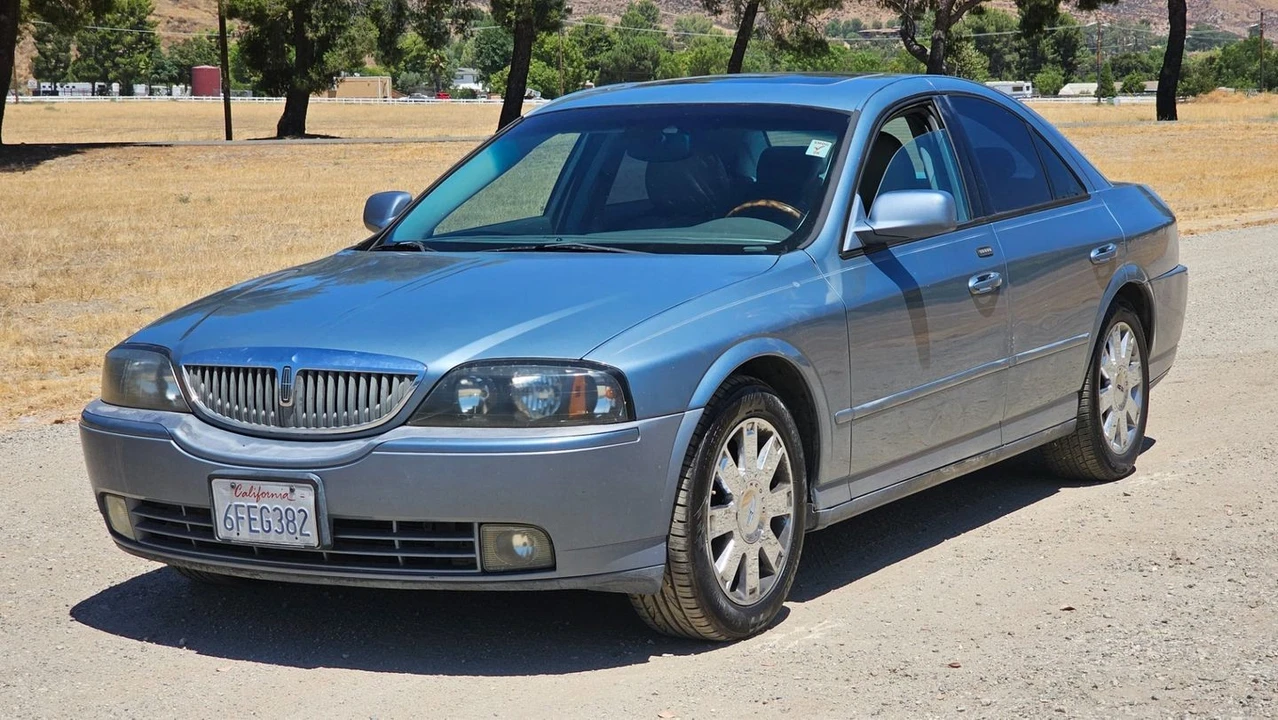2004 Lincoln LS - Image 5 of 21