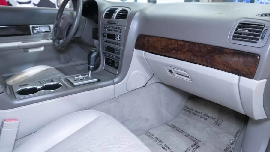 2004 Lincoln LS - Image 4 of 11