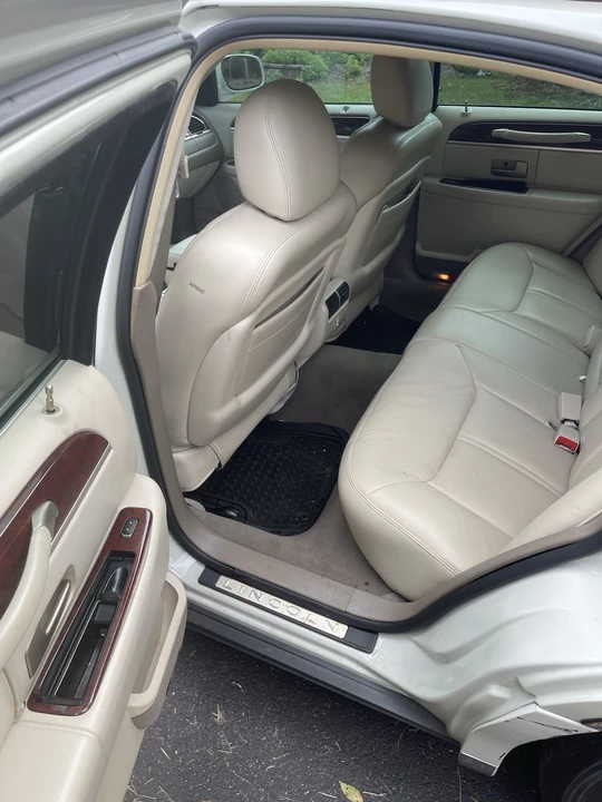 2004 Lincoln MKC - Image 2 of 7