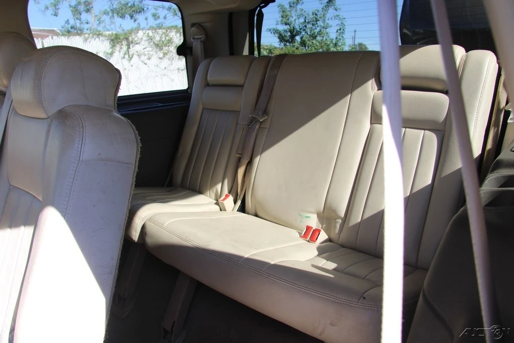 2004 Lincoln Navigator 2nd Gen - Image 20 of 21