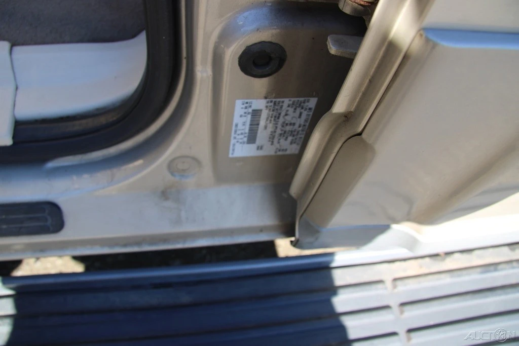 2004 Lincoln Navigator 2nd Gen - Image 11 of 21
