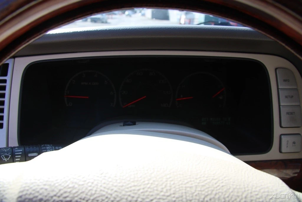 2004 Lincoln Navigator 2nd Gen - Image 17 of 21