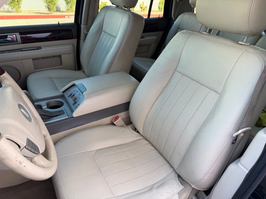 2004 Lincoln Navigator 2nd Gen - Image 15 of 17