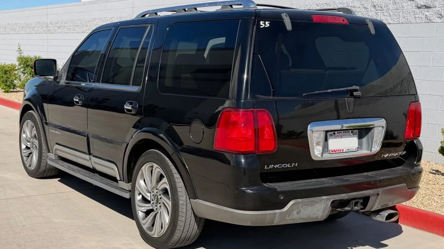 2004 Lincoln Navigator 2nd Gen - Image 7 of 17