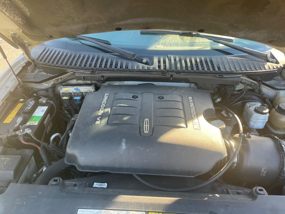 2004 Lincoln Navigator 2nd Gen - Image 13 of 13