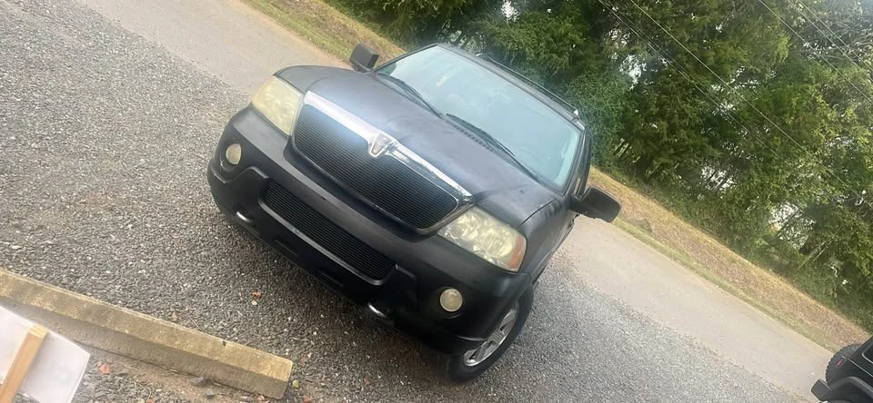 2004 Lincoln Navigator 2nd Gen - Image 4 of 5
