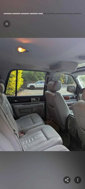 2004 Lincoln Navigator 2nd Gen - Image 5 of 5