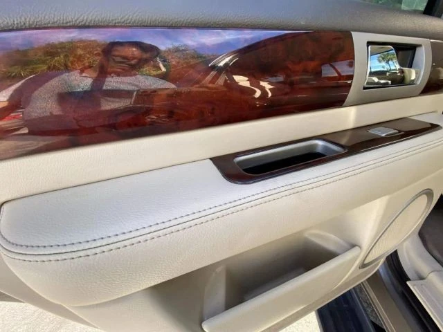 2004 Lincoln Navigator 2nd Gen - Image 18 of 21