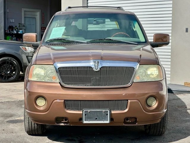 2004 Lincoln Navigator 2nd Gen - Image 7 of 21