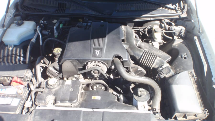2004 Lincoln Town Car - Image 21 of 25