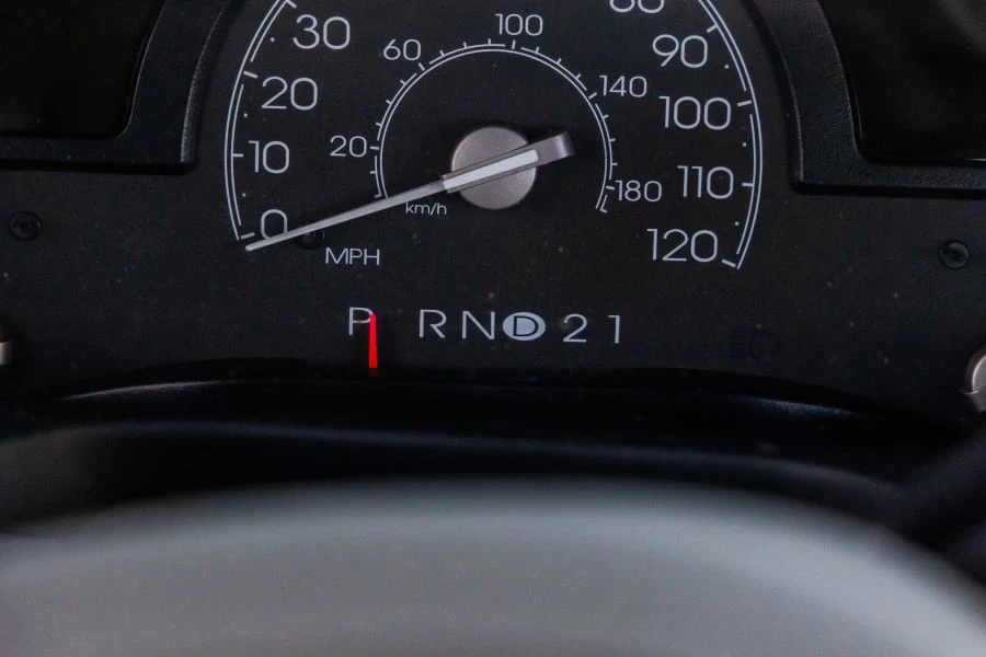 2004 Lincoln Town Car - Image 23 of 25