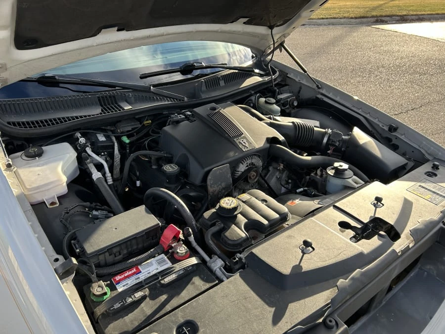 2004 Lincoln Town Car - Image 11 of 12