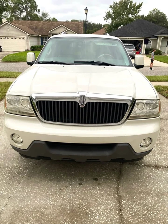 2004 Lincoln Aviator 1st Gen - Image 3 of 20